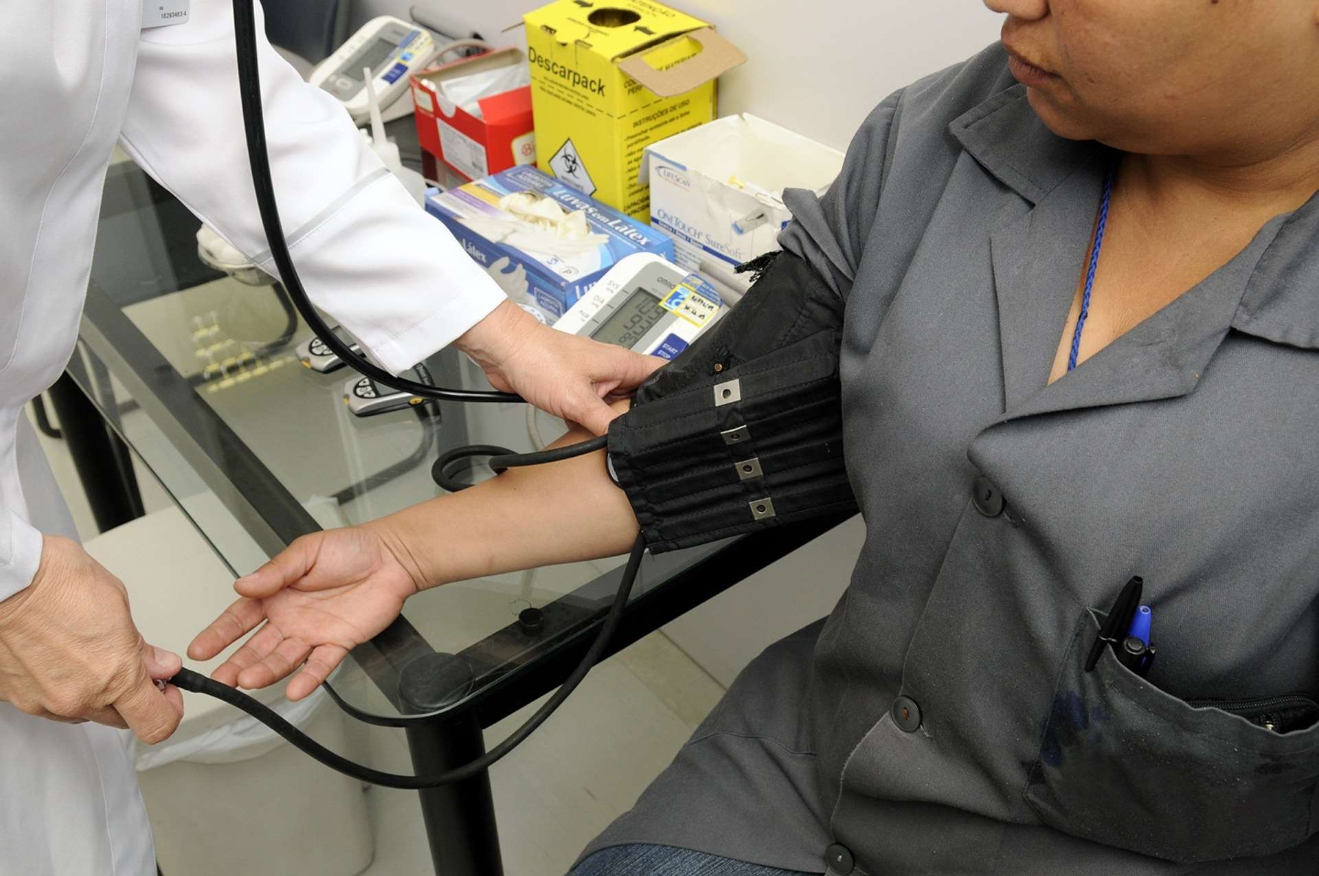 It's natural for most patients to trust their doctors for medical advice...but what do you do when these specialists are dismissive of your concerns? (Photo: Pixabay)