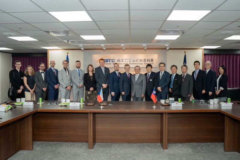 Visiting Czech delegation at a meeting with the National Development Council on June 3. (Photo: NDC/CNA)