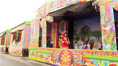 A month-long religious festival featuring more than 1,000 glove puppet and Taiwanese opera performances staged along the streets of Lucao Township in Chiayi celebrates the birthday of Yuciye Gong.
(Photo: taken from video)