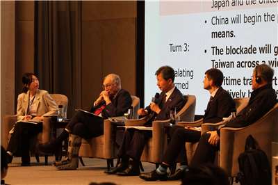 Left to right: DSET program director Tsaiying Lu moderates a panel with CSIS Senior Adviser Mark Cancian, Taiwan Power Company Vice President Wu Chin-chung, DiXi Group Vice President Anton Antonenko, and Sasakawa Peace Foundation Senior Fellow Tomohisa Takei at the DSET 2026 Annual Forum in Taipei on June 6, 2026. (Rti Photo/James Thompson)