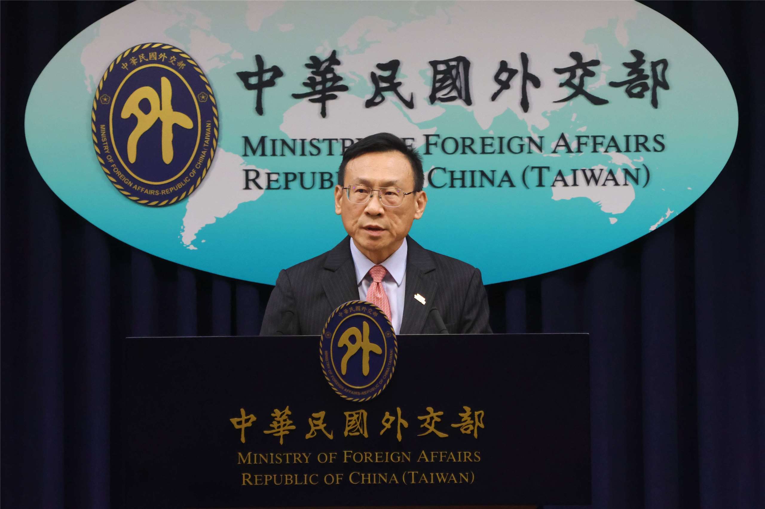 Foreign Ministry Department of East Asian and Pacific Affairs Director-General Michael Lin speaks at a press briefing in Taipei on Tuesday, July 28, 2026. (Rti Photo/James Thompson)