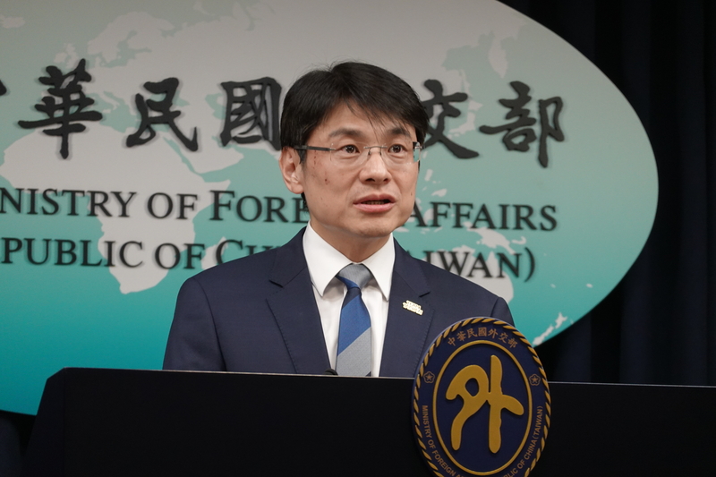 Speaking at a press briefing in Taipei on Tuesday, July 14, Foreign Ministry Spokesperson Hsiao Kuang-wei (蕭光偉) said Beijing was expanding its one-China principle to claim the Batanes Islands and seeking to challenge the rules-based international order. (Photo: CNA)