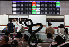 In a media interview, Taoyuan International Airport Corporation Acting Chairman Chen Yen-po said that contingency plans and procedures are in place for both airside and landside operations. (Photo: CNA)