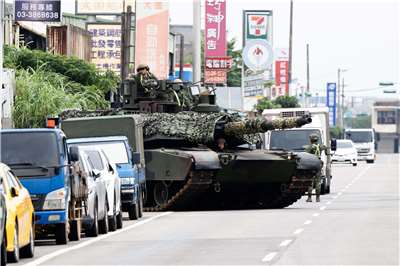 The Defense Ministry detailed that, following the operational scenarios conducted in June, the July exercises will be as close to real-time live-fire as possible to verify troop coordination capabilities. (Photo: CNA)