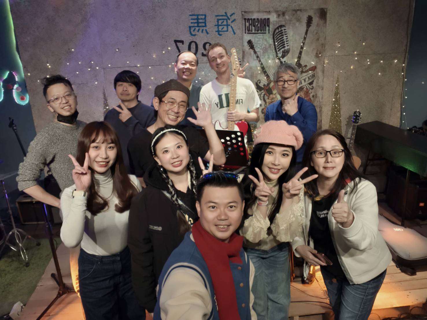 Rti host of Taiwan Grooves, Fil Leskovsky, celebrates a successful performance with his band and friends. (Photo: Fil Leskovsky)