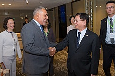 Vice Foreign Minister Baushuan Ger (right) with Saint Vincent and the Grenadines Prime Minister Godwin Friday on August 12. (Photo: Ministry of Foreign Affairs/CNA)