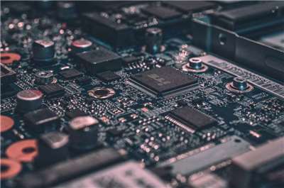 The new round of U.S. tariffs is said to cover laptops, gaming consoles, and servers. (Photo: unsplash)