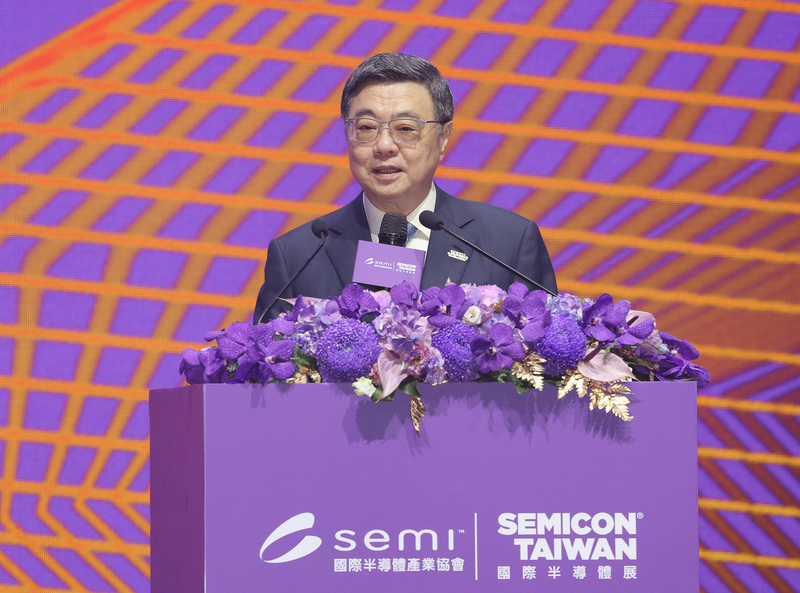 Premier Cho Jung-tai speaking at the SEMICON Taiwan 2026 opening ceremony on September 2. (Photo: CNA)
