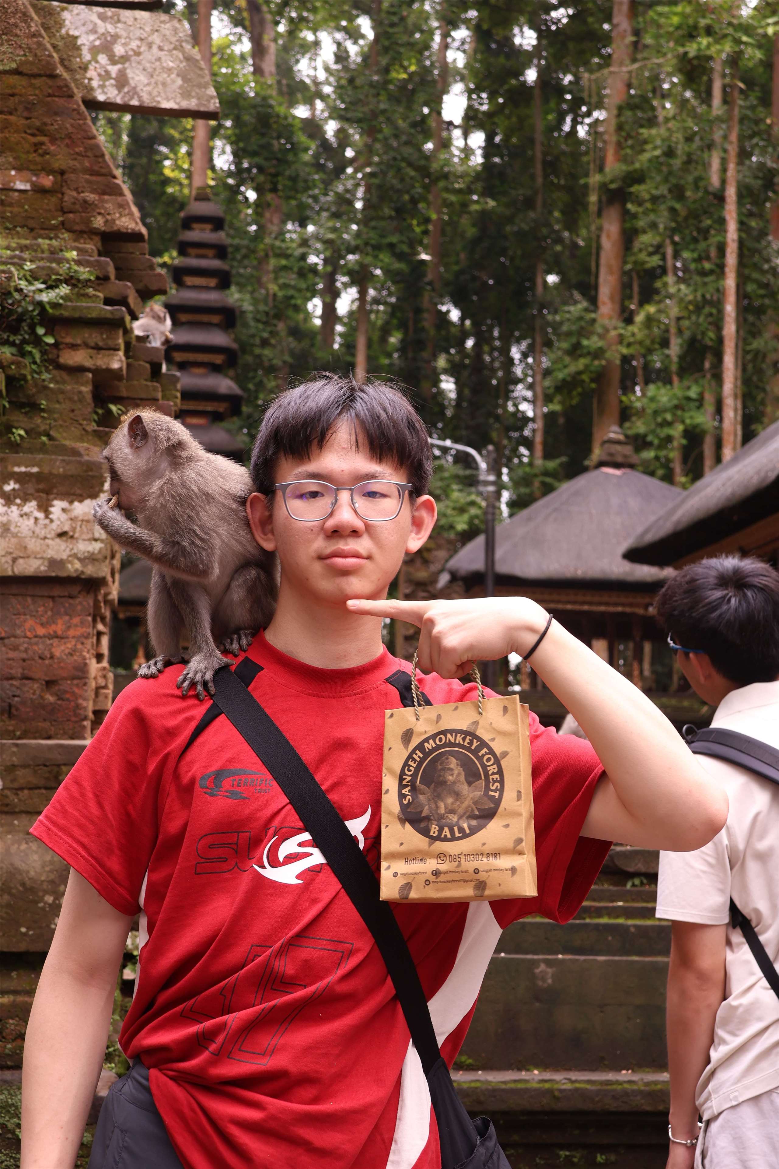 Our other guest of the day, Bo-Jeng, will explain George Orwell's "1984." (Photo: Bo-Jeng)
