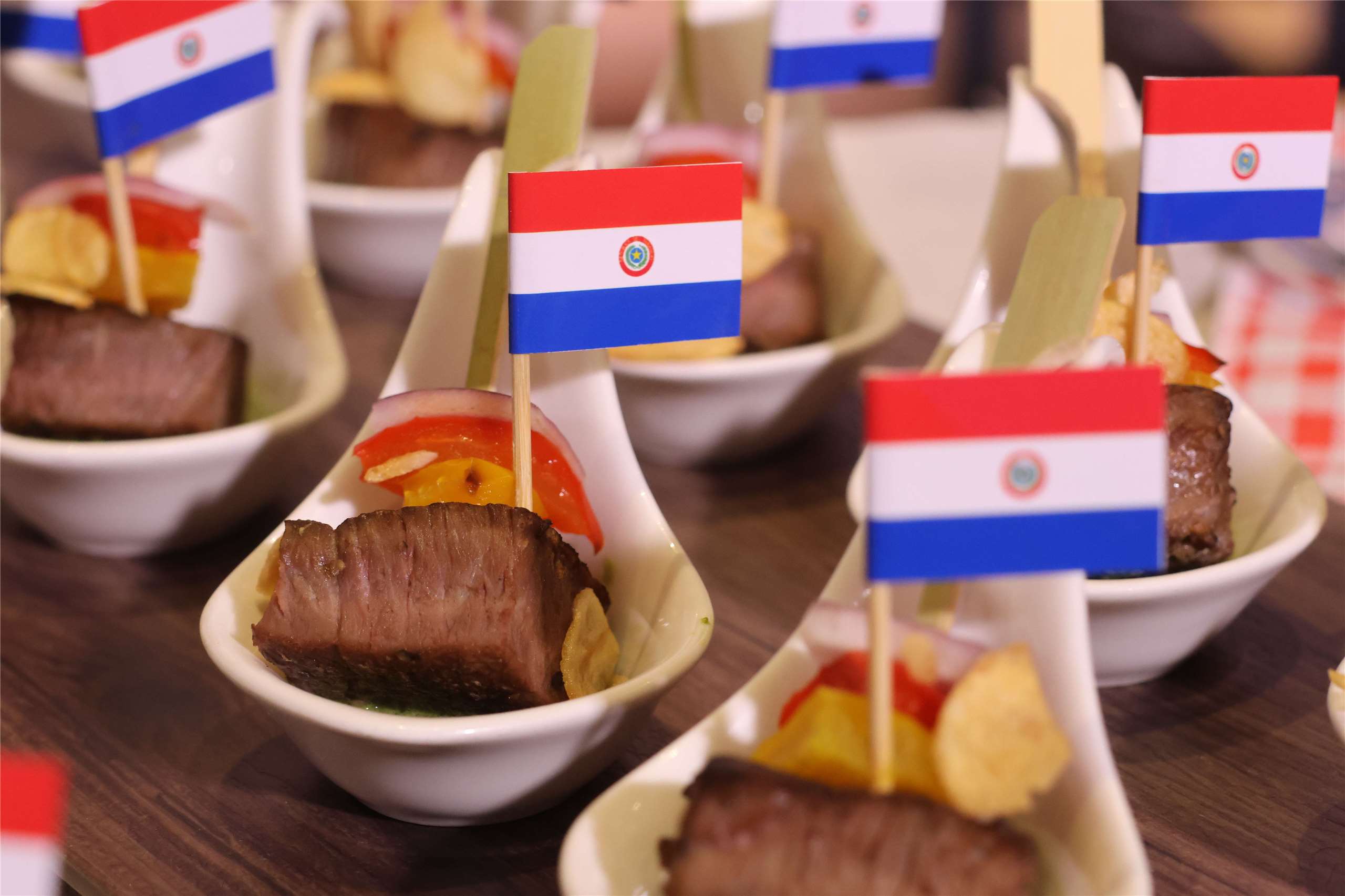 Samples featuring Paraguayan beef are displayed at the launch of the “Tasty Alliance” campaign in Taipei on August 10, 2026. (Rti Photo/James Thompson)