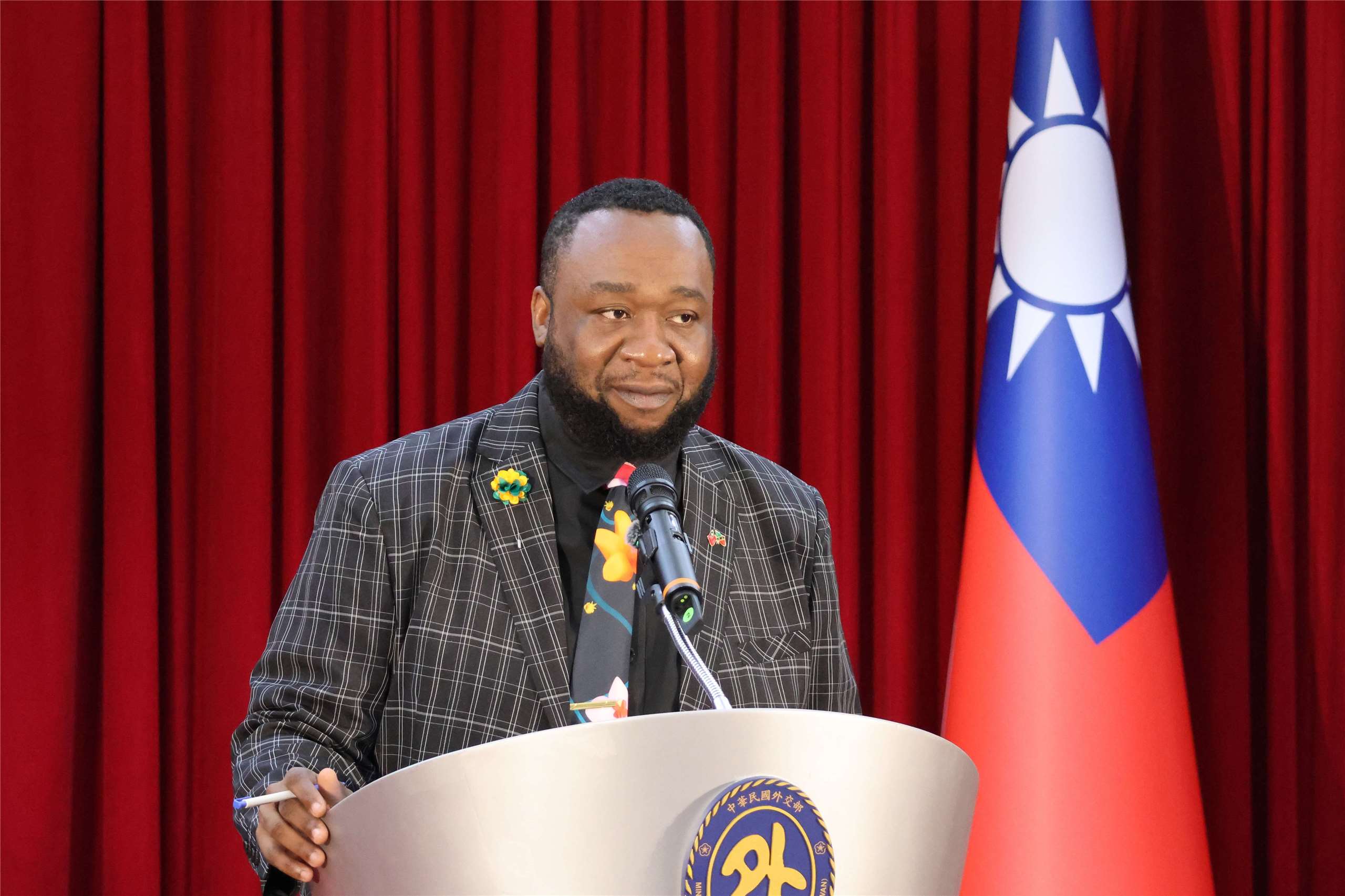 Saint Kitts and Nevis Ambassador to Taiwan Donya L. Francis speaks at a send-off ceremony for youth ambassadors in Taipei on August 12, 2026. (Rti Photo/James Thompson)