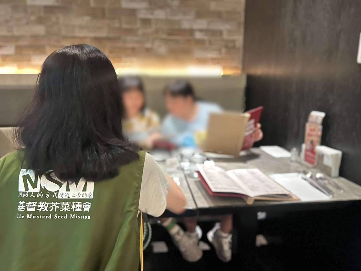 Desde su fundación en 1952, la Fundación Semilla de Mostaza ha estado profundamente arraigada en la comunidad y al servicio de las familias, y actualmente cuenta con 44 ubicaciones de servicio en todo el país. (Imagen capturada de la página oficial de la Fundación Semilla de Mostaza)