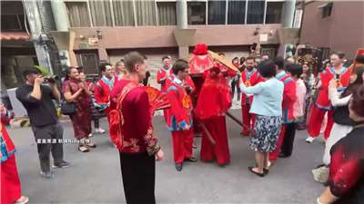 Boda tradicional y transnacional en Kaohsiung (Foto: captura de vídeo)