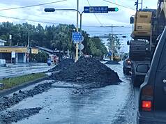 Labores de desescombro tras el desbordamiento de la represa natural de Matai'an en Hualien (Foto: CNA)