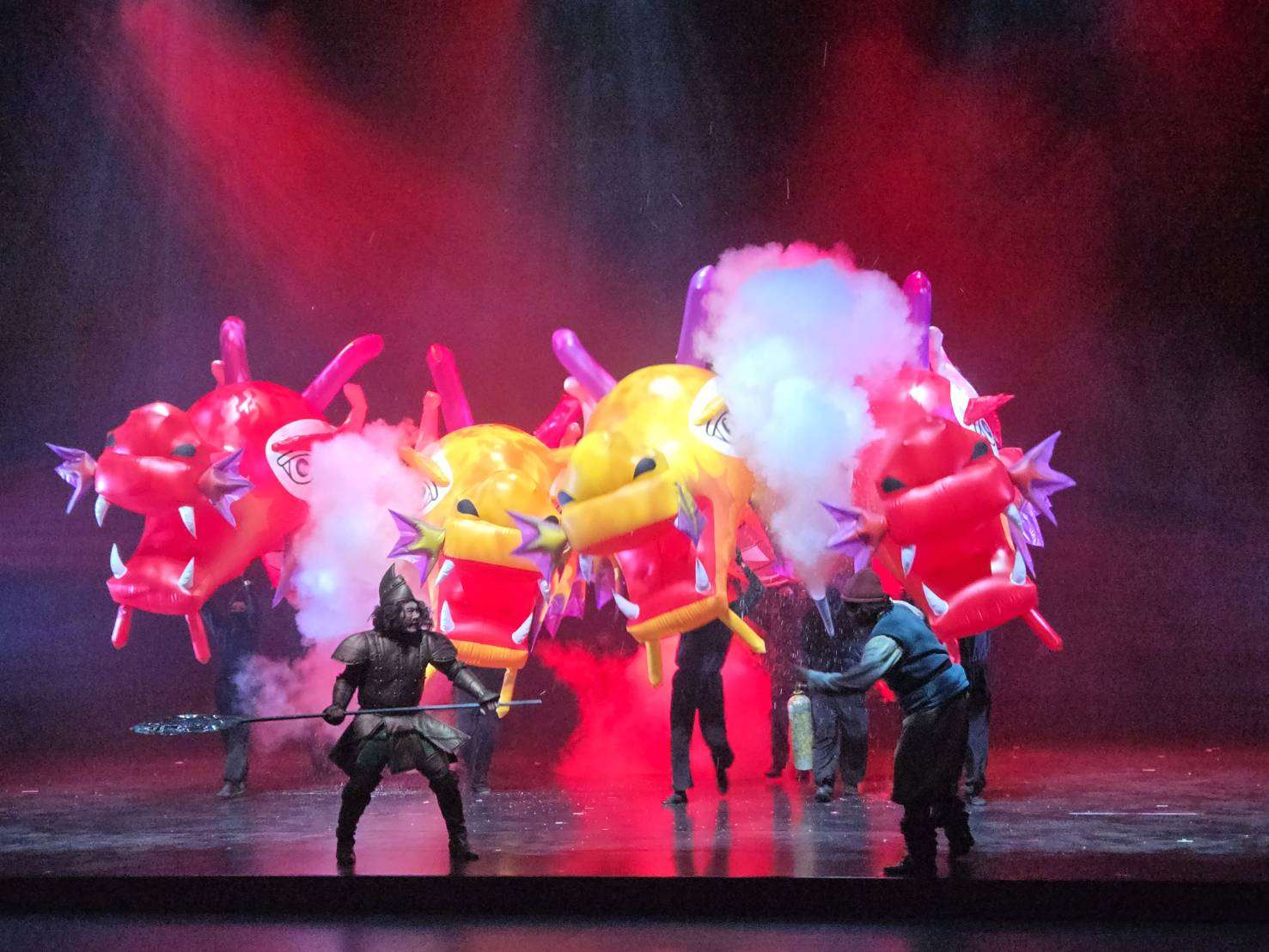 Presentación especial del grupo teatral "Molino de Papel" por el 20° aniversario del Proyecto de Arte Infantil 368. (Foto: Rti)