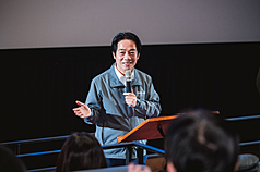 Lai Ching-te  presenta el documental "Camino al campeonato" (Foto: CNA)