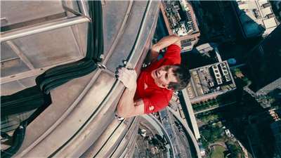 Alex Honnold llegó a  la cima del Taipéi 101. (Foto: gentileza Netflix)