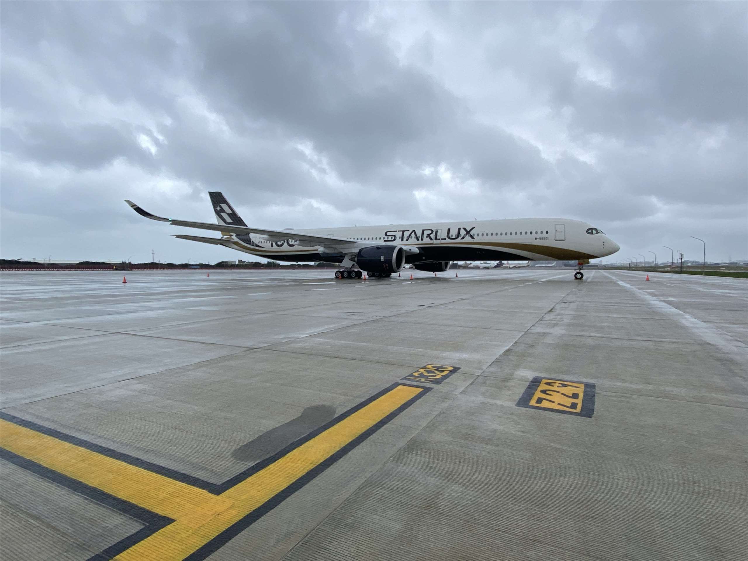 Taiwán marcó el inicio de una nueva era en su aviación con la llegada del primer Airbus A350-1000. (Foto: Rti)
