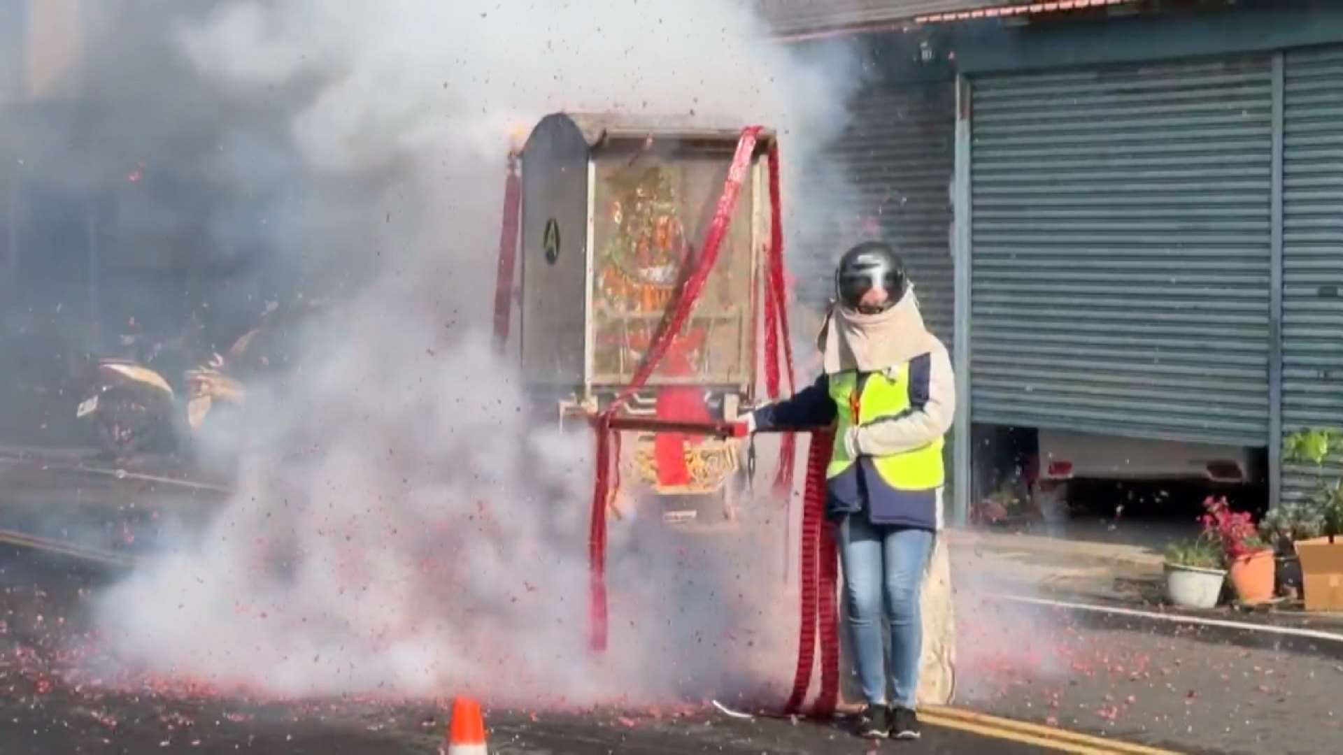 Festival de los “Fuegos de Abejas” de Yanshui (Foto: captura de vídeo)