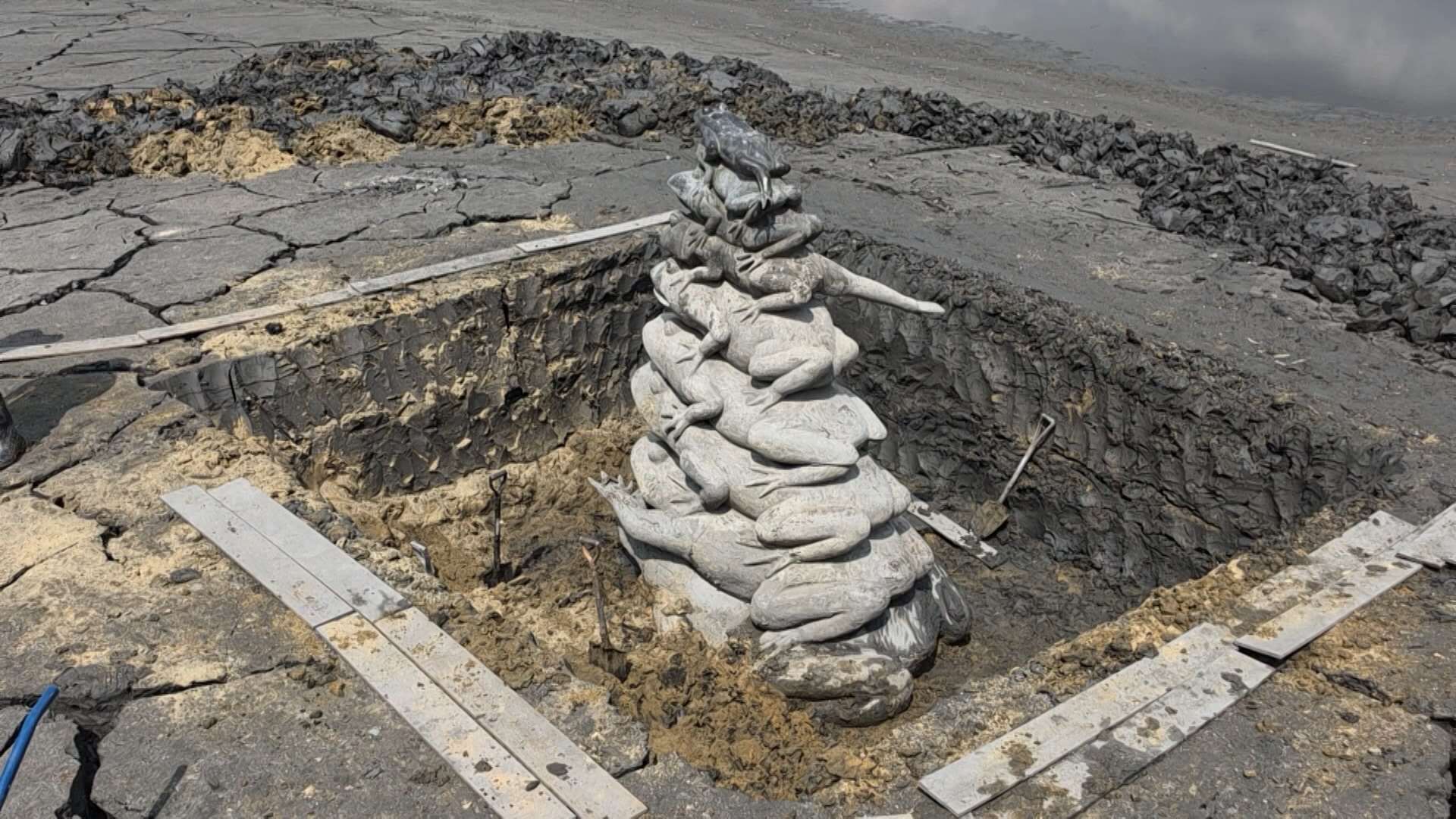 Vuelven a verse las icónicas ranas del fondo del Lago del Sol y la Luna por la sequía (Foto: captura de vídeo)