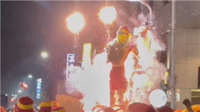 Gran fiesta en el Festival de los Faroles de Taitung (Foto: captura de vídeo)
