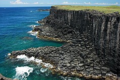 Costa de una de las cuatro islas del sur del archipiélago de Penghu (Pescadores) (Foto: CNA)
