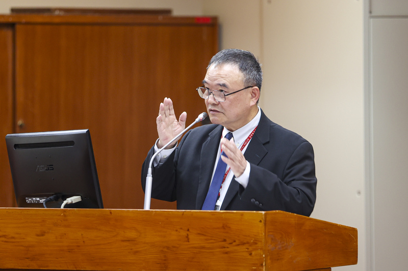 Hsiao Tsung-huang, director del Museo Nacional del Palacio, comparece ante el Yuan Legislativo (Foto: CNA)