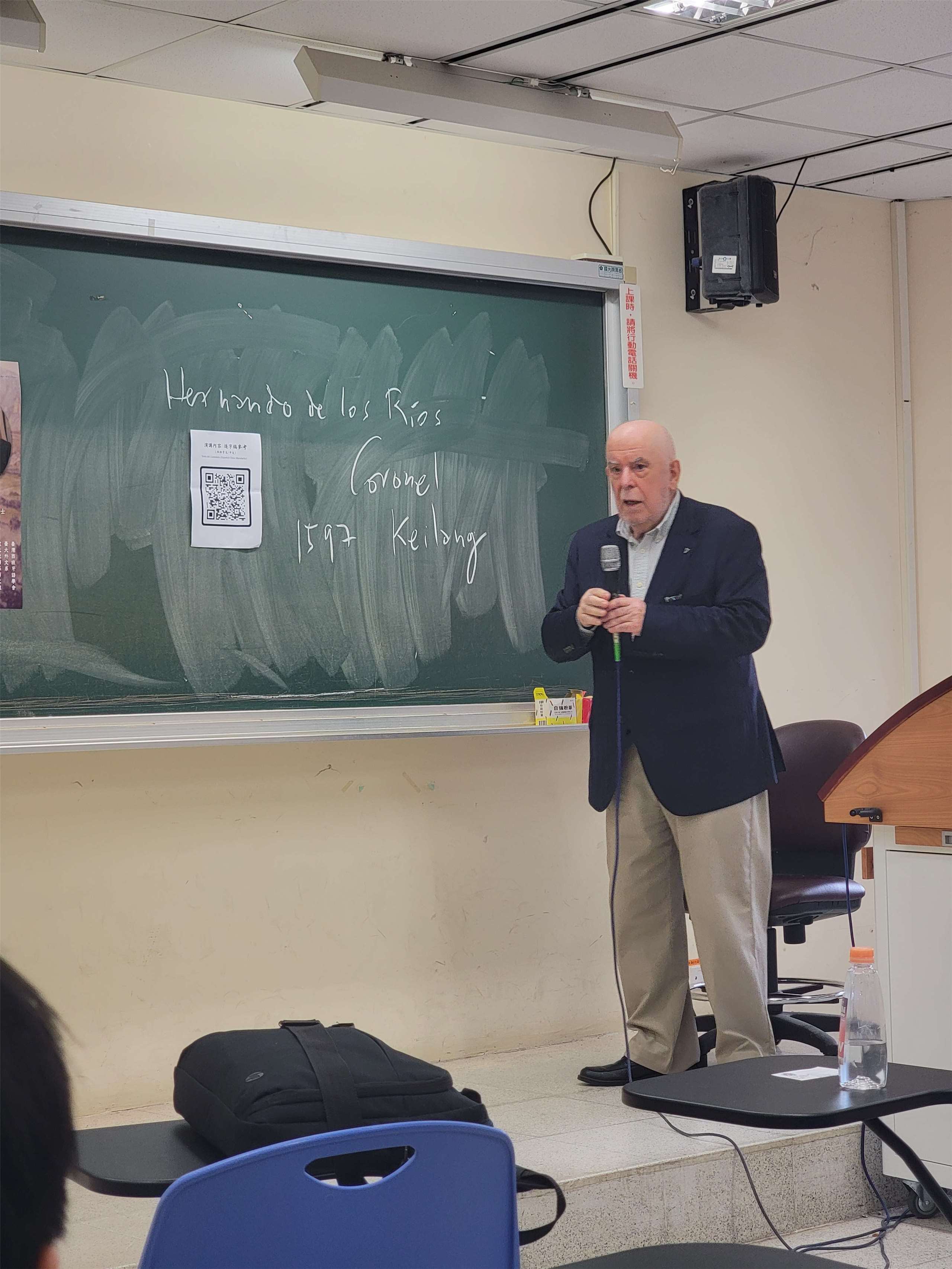 El ilustre profesor Juan Gil, académico de la Real Academia Española.
