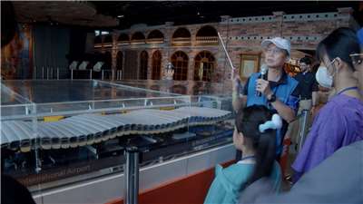 "Pequeños arquitectos" en el aeropuerto de Taoyuan (Foto: captura de vídeo)