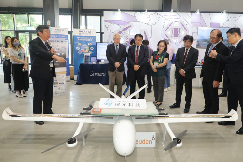 Un drone de fabrication taïwanaise présentée à Tainan (photo : CNA)
