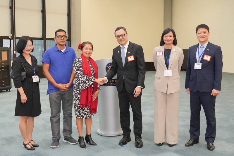 La gouverneure générale de Bélize, Dame Froyla Tzalam, accueillie à Taipei (CNA)