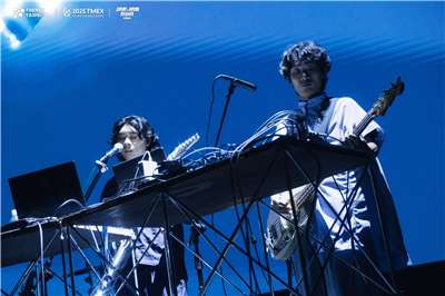 The Favorlang - Kai-yo (à gauche) et Hom Yu (à droite) - photo @Taipei Music Center