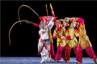 Spectacle "L'éventail de fer" de la compagnie de  l'opéra de Pékin Guo Guang et de l'Ensemble Haut et Court (Photo YU YEH CHUN)