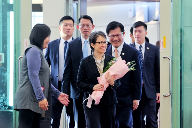La vice-présidente Hsiao Bi-khim de retour d'une visite en Europe (photo, CNA)
