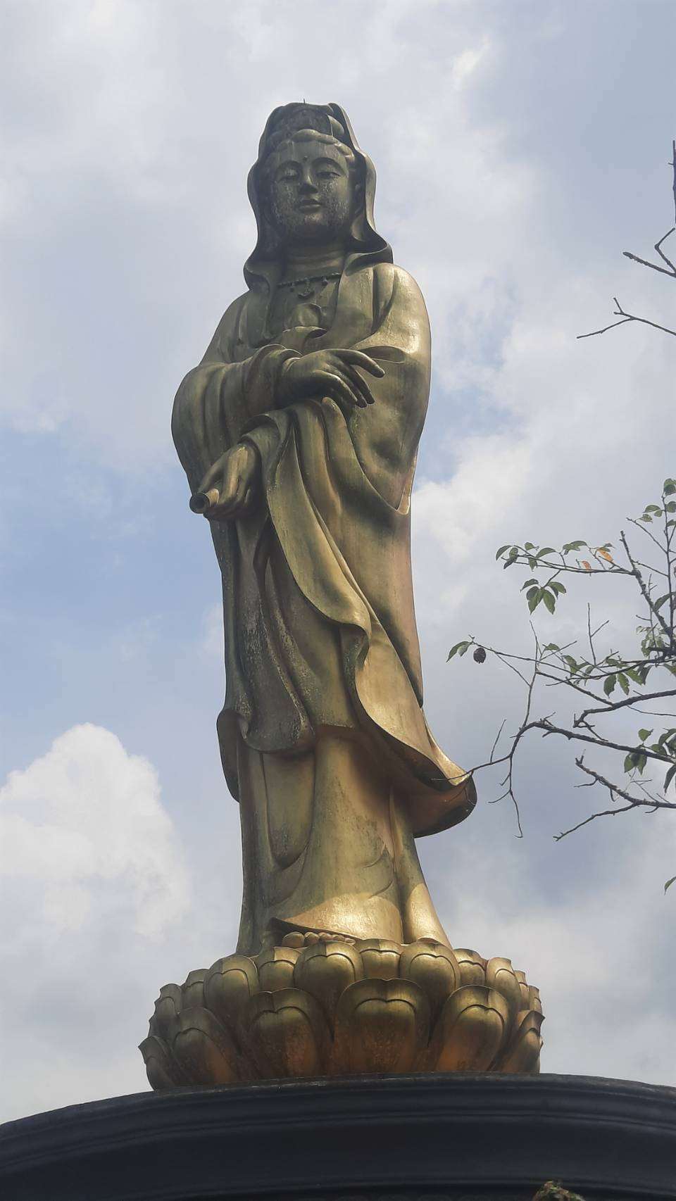 Statue de Guanyin, à Taïwan, dans le village de Pinglin (photo Rti)