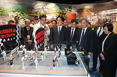 Le président Lai Ching-te assiste à l'inauguration de l'établissement consacré aux archives nationales (photo, CNA)