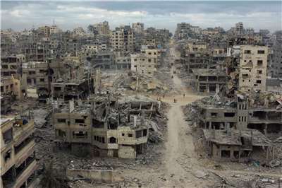 Gaza, dévastée après plus de deux ans de guerre avec Israël, abrite une population importante en situation de famine (photo Reuters)