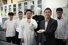 Des textiles à l’écoute: la tech taïwanaise au service de la santé, une avancée technologique de l'université Chung Hsing de Taichung (photo CNA, via l'université Chung Hsing)