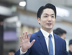 Le maire de Taipei Chiang Wan-an juste rentré du Forum Taipei-Shanghaï (photo, CNA)