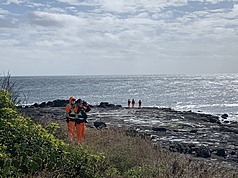 Lˋarmée et les garde-côtes poursuivent leur recherche de l'officier Ho à Makung, aux Pescadores (photo, CNA)