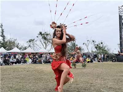 Rencontre avec la délégation tahitienne au festival PASIWALI (Image : Lisa Duffaud)