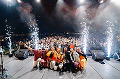 La chanteuse taïwanaise Aba (centre) a participé au festival Bushfire, en Eswatini (photo CNA)