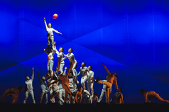 Paper Windmill récompensée du prix spécial de contribution aux Taipei Drama Awards (photo CNA, fournie par le bureau municipal culturel de Taipei)
