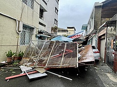 Chiayi après le passage du typhon Danas (photo, CNA)