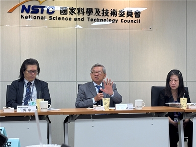 Le directeur de la NCST, Wu Wen-cheng, s'exprime au sujet de l'affaire des prises de sang forcées (photo Rti)