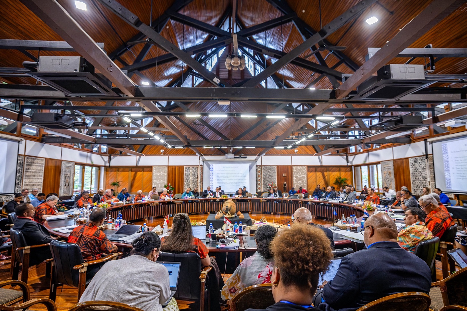 Réunion des ministres des Affaires Etrangères du Forum des Iles du Pacifique à Suva aux Fidji en août 2025 (source compte X Pacific Islands Forum)
