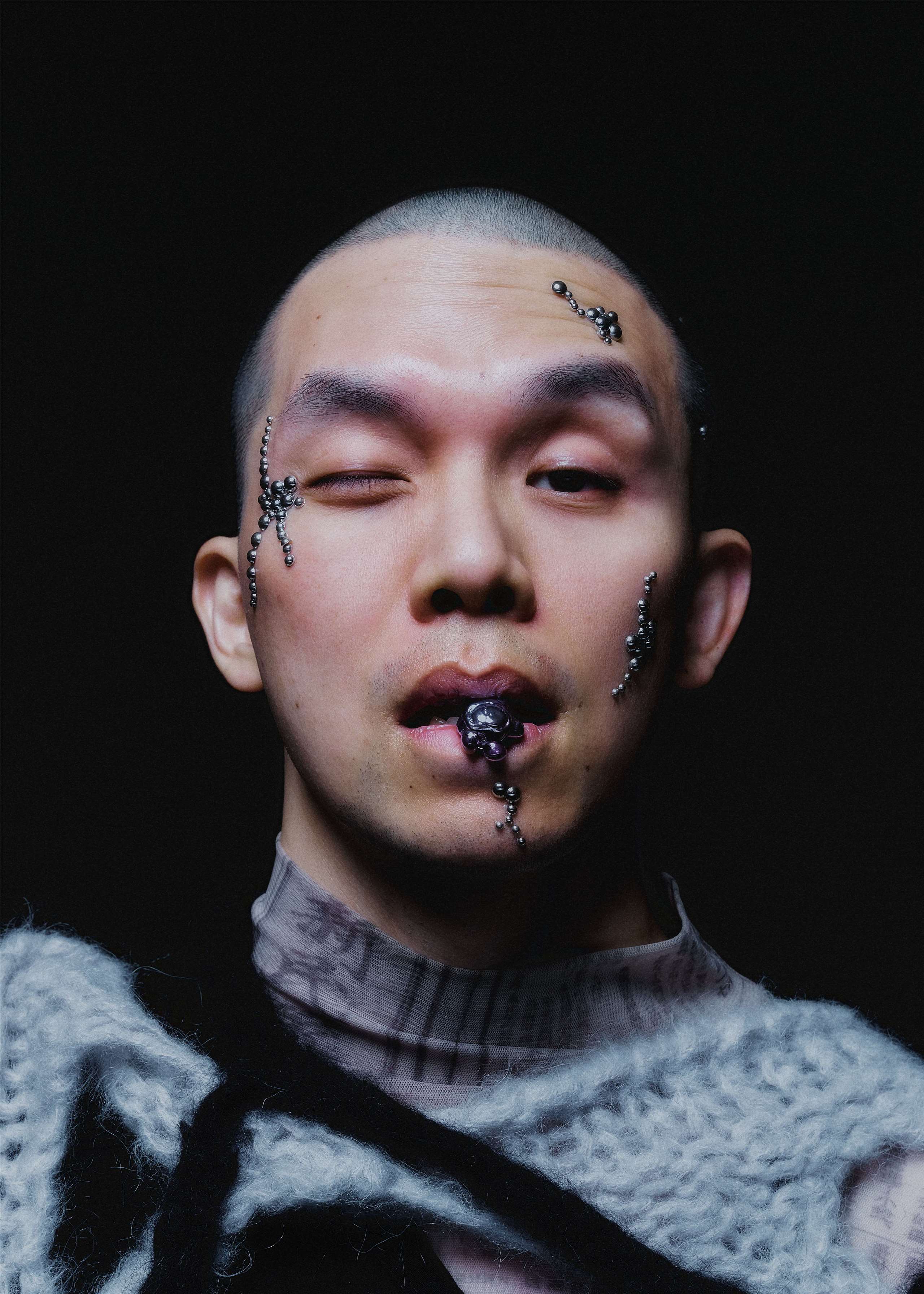 FTK - photo illustrant l'album 5ENOM (provided by the artist)