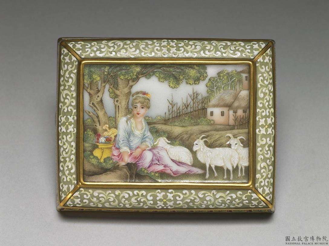 Image 1: Un fond polychrome en émaux peints falangcai (source MNP)