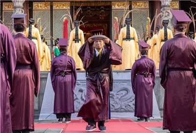 Le temple de Confucius de Taipei célèbre l'anniversaire de Confucius et le Jour des professeurs (Image : Facebook / Temple de Confucius de Taipei)