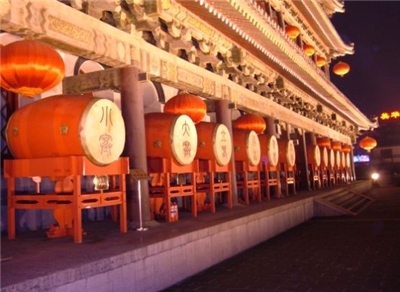 Tambours chinois traditionnels (illustration wikipedia)